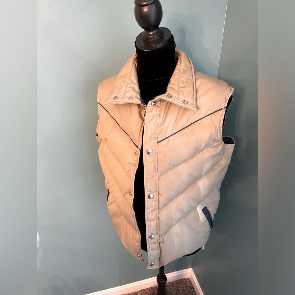 Vintage 80s Woolrich Tan Puffer Vest Men’s Medium